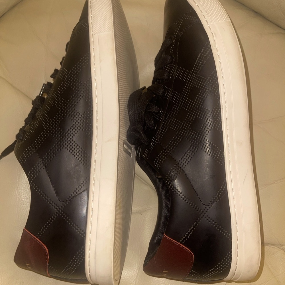Burberry Black and Brown Low-Top Sneakers with Slip-On Design - Picture 5 of 15